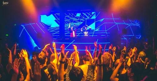 成都吃瓜网红蹦迪视频