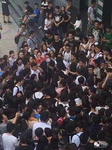 早晨吃瓜群众视频,揭秘热门视频背后的故事