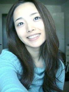 40岁女老师吃瓜视频大全