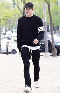 群众街拍吃瓜视频,群众街拍吃瓜视频大揭秘