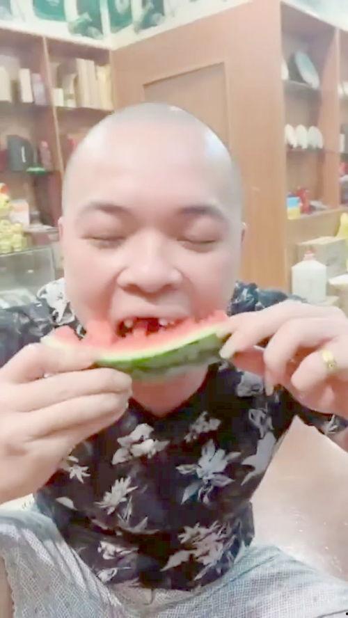 吃瓜的艺术视频