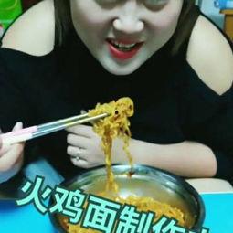 小酒窝吃鸡瓜视频,趣味美食之旅